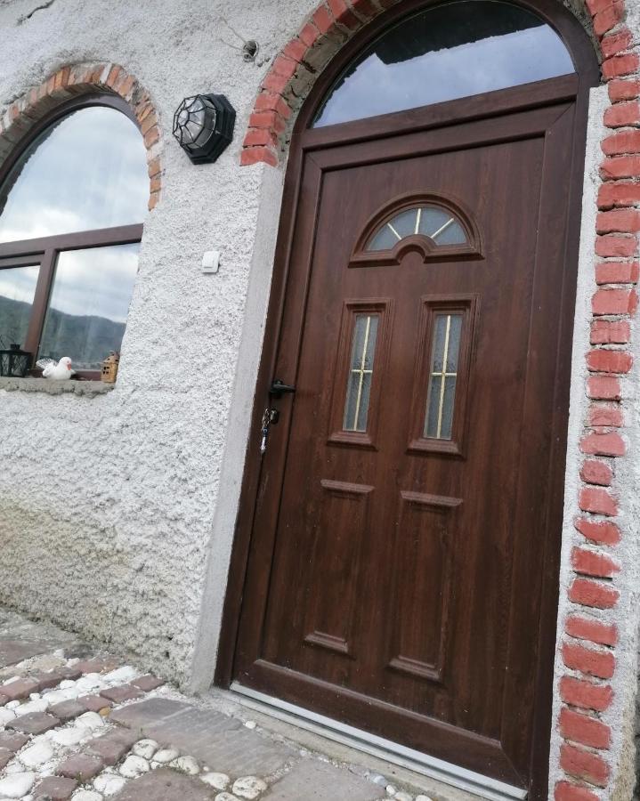 Лилянината Къща Villa Kalofer Buitenkant foto