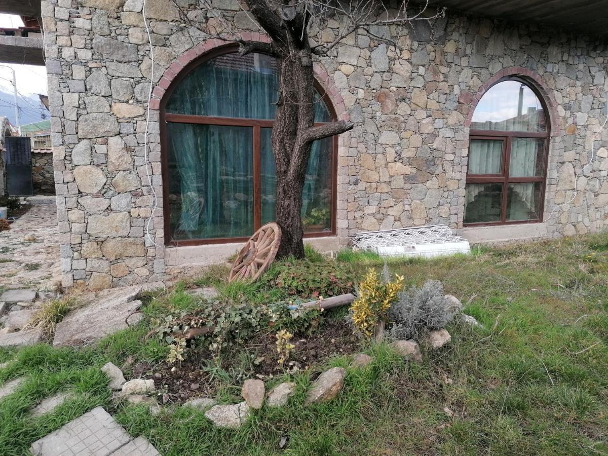 Лилянината Къща Villa Kalofer Buitenkant foto